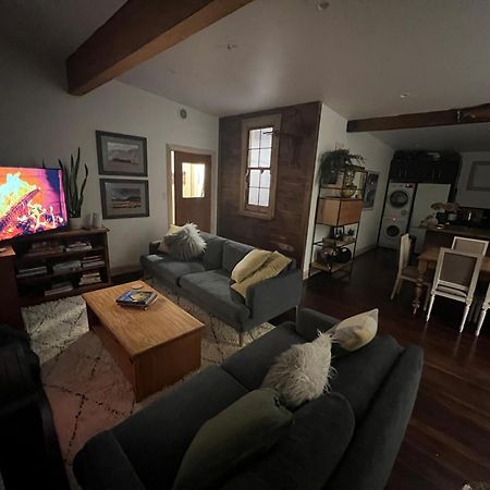 Base Camp Cottage Taupo Kültér fotó